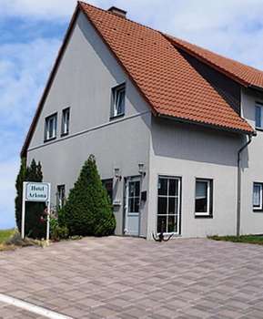 www.hotel-arkona-genthin.de