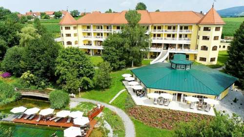 www.hotel-parkschloessl.de