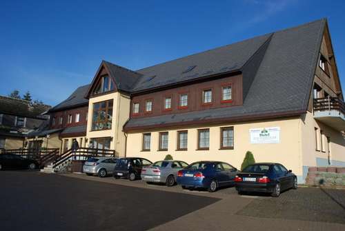 www.hotelzumeinsiedler.de