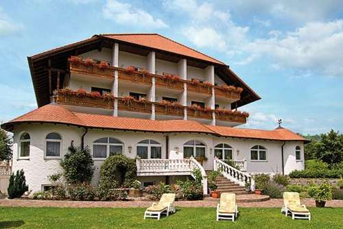 www.sattelbogenerhof.de