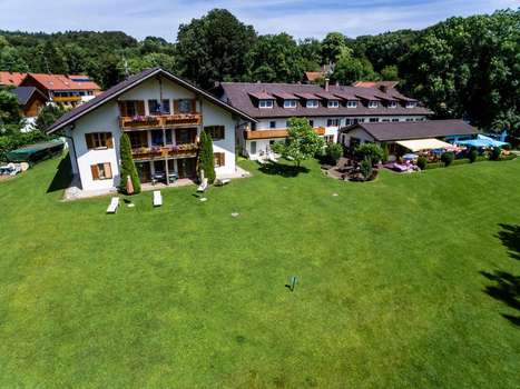 www.landhotel-huber.de