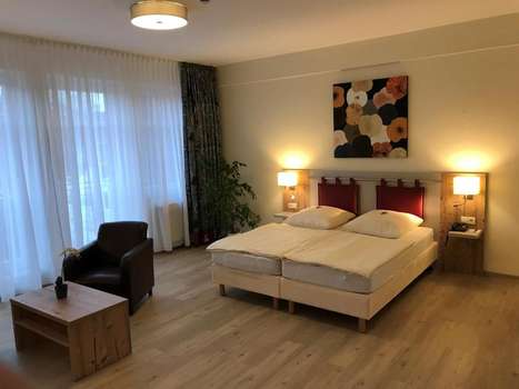 www.hotelampferdemarkt.de