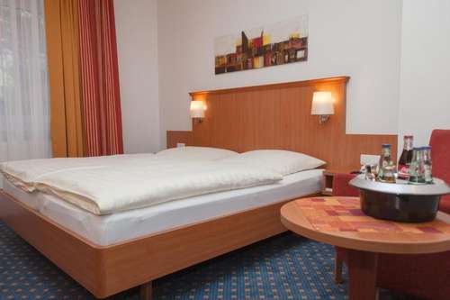 www.hotelamsteinberg.de