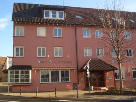 www.schillerplatz-oehringen.de