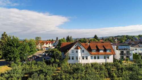 www.landgasthof-apfelbluete.de