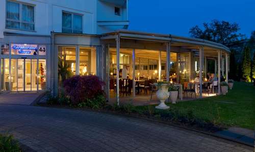 www.ringhotel-luenen.com
