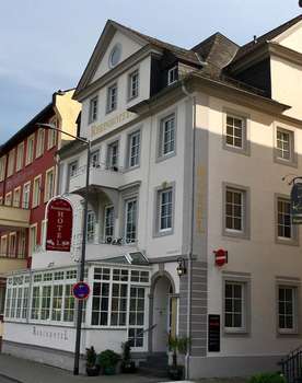www.rheinhotel-st-goar.de