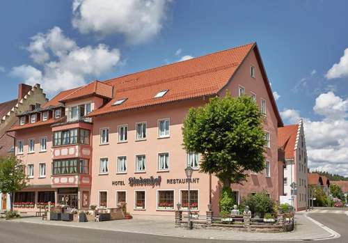 www.hotel-restaurant-lindenhof.de