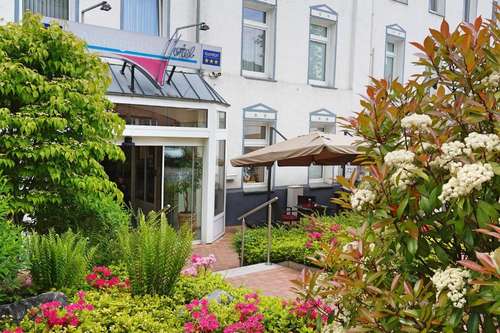 www.avantgarde-hotel-hattingen.de