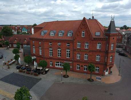 www.zureldenburg.de