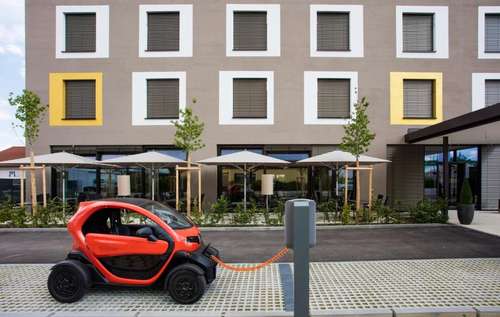 www.hotel-am-campus.de