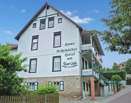 www.hofmanns-kur-cafe.de