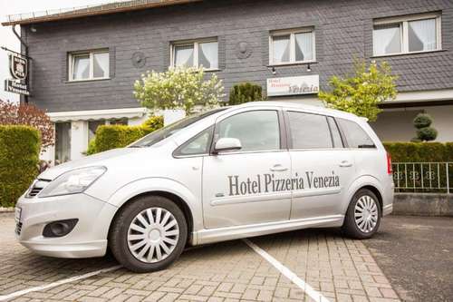 www.hotel-pizzeria-venezia.de