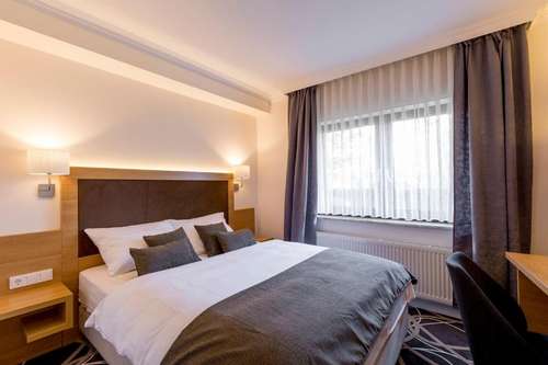 www.hotel-lang.eu