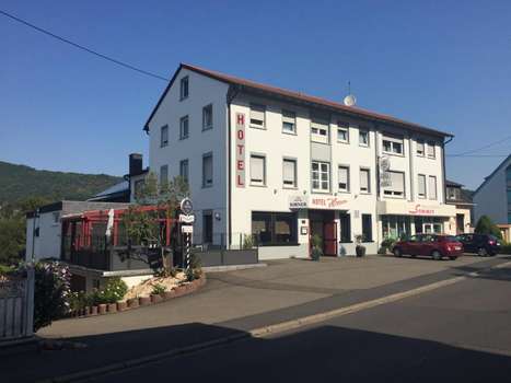 www.hotelhosser.de