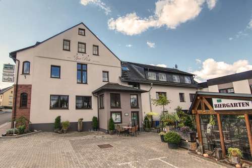 www.landgasthof-zurpost.com