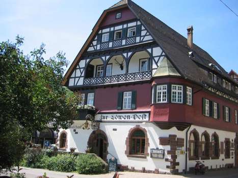 www.loewen-post.de