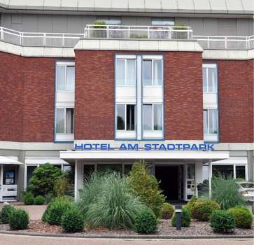 www.hotel-am-stadtpark.de