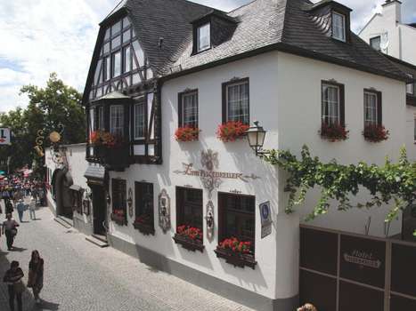 www.felsenkeller-ruedesheim.de