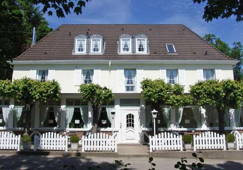 www.waldhusen.de