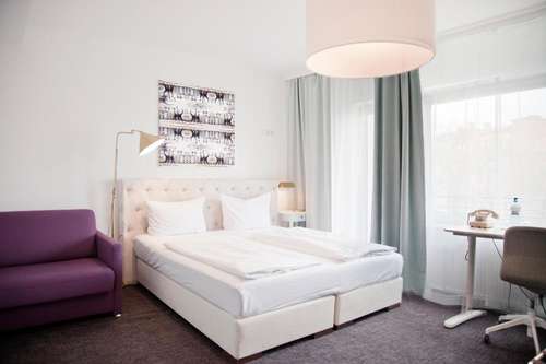 www.lesnations.de