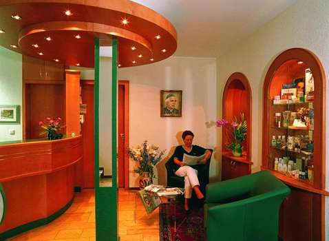 www.kurhotel-weber.de