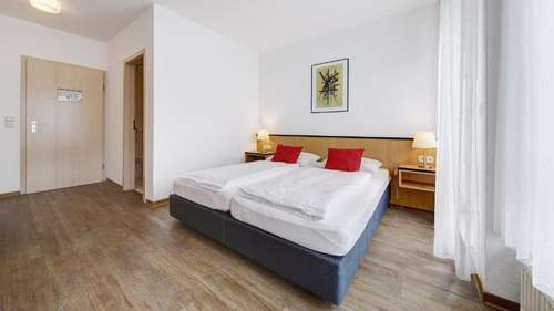 www.airporthotel-le.de