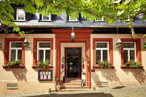 www.doctor-weinstube-bernkastel.de