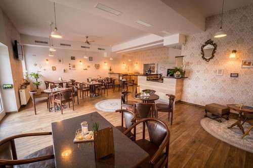 www.hotel-cafe-nahetal.com