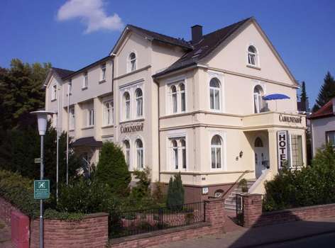 www.hotelcarolinenhof.de