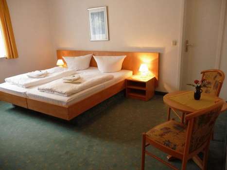 www.am-schlosspark-wernigerode.de