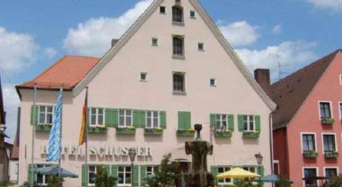 www.hotelschuster.de
