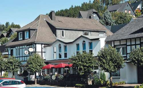 www.hotel-hochland.de