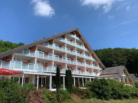 www.rhoengarden.de