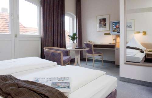 www.hotelbuxtehude.de