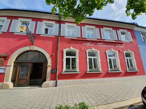 www.hotel-krone-rehau.de