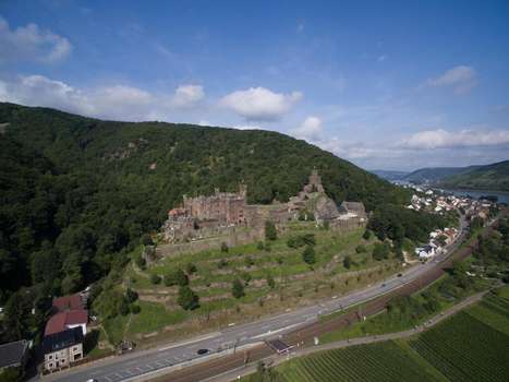 www.burg-reichenstein.com