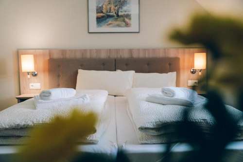 www.adelheid-hotelgarni.de