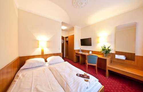 www.hotel-primus.com