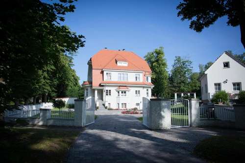 www.hotel-villa-ingeborg.de