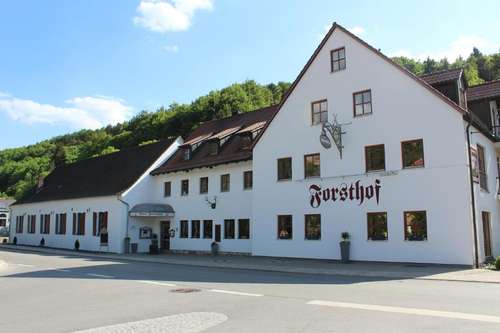 www.hotel-forsthof.de