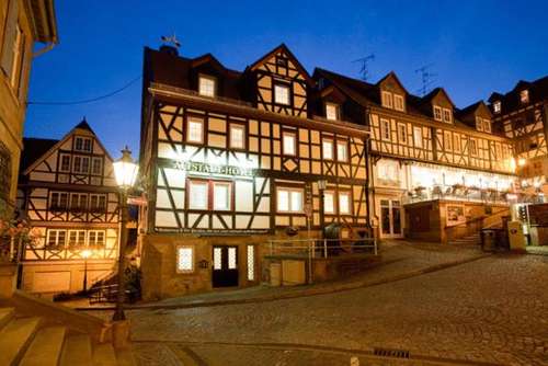 www.altstadthotel-gelnhausen.de