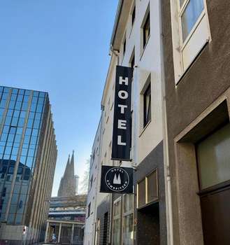 www.hotel-domspitzen.de