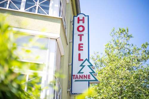 www.hotel-tanne-saalfeld.com