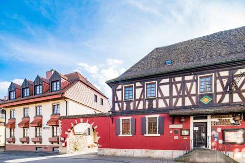 www.hotelzurkanne.de