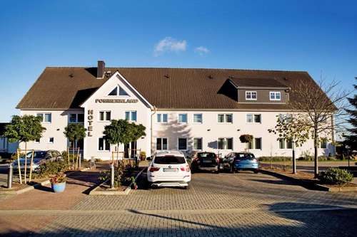 www.hotel-pommernland.de