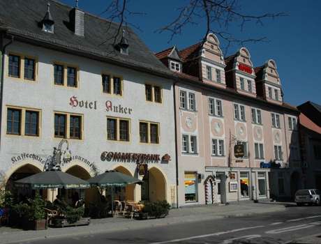 www.hotel-anker-saalfeld.de