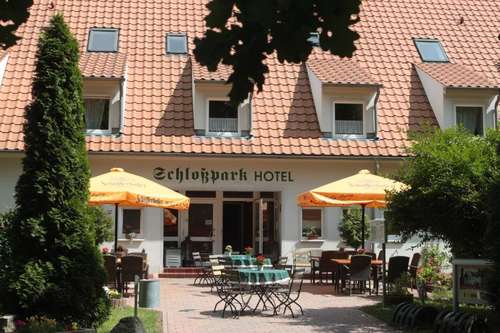 www.schlossparkhotel-sallgast.de