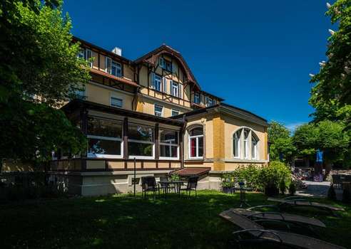 www.hotelwaldhausjakob.com