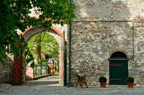 www.wasserburg-zu-gommern.de